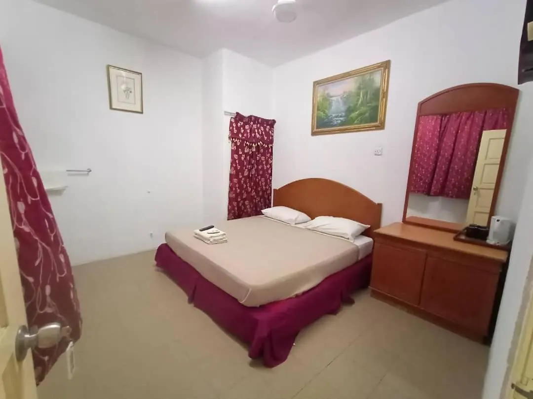 Padua Inn Batu Feringgi Motell